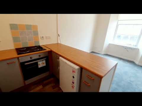 To let - Ayr, High Street, £400 pcm