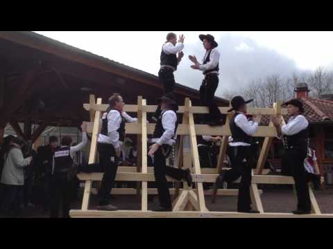 Josefstag 2013 #05 Zimmermannslied auf dem "schwebenden Dachstuhl"