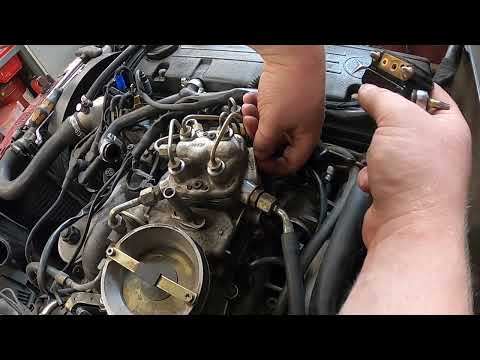 EHS tauschen / Elektro Hydraulisches Stellglied Benzindruckregler W201 190E Oldtimer