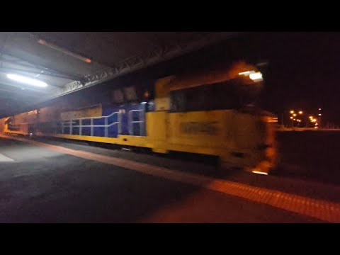 3PM7 PN up "Linfox Express #3" (NRs 46 & 63), Perth to Melbourne, 2035, 15/5/25, Horsham VIC