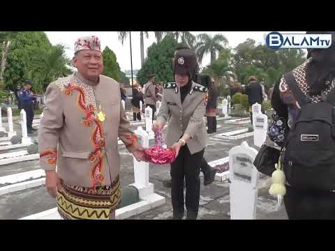 Bukan Hanya Sekedar Tebar Bunga Walikota Eva Dwiana Beri Pesan Kepada Pemuda Pemudi Bandar Lampung