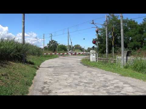 Passaggio a livello di via Morgone - Traghetto (FE) / Level Crossing / Paso a Nivel / Passagem