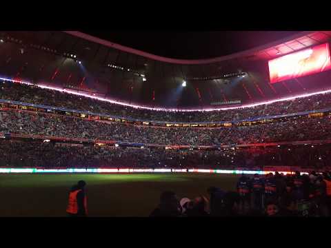 Allianz Arena Aufstellung FC Bayern München gegen Paris St Germain Dezember  2017 4K UHD