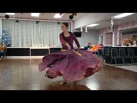 My 25 yard skirt dance interpretation to classical Arab piece - Khatwet Habibi.