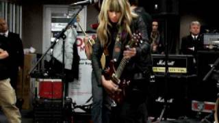 Orianthi  &quot;Bad News&quot; Live in NYC