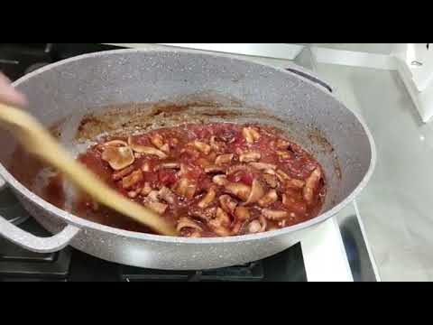 Gjelle me makarona dhe oktapod