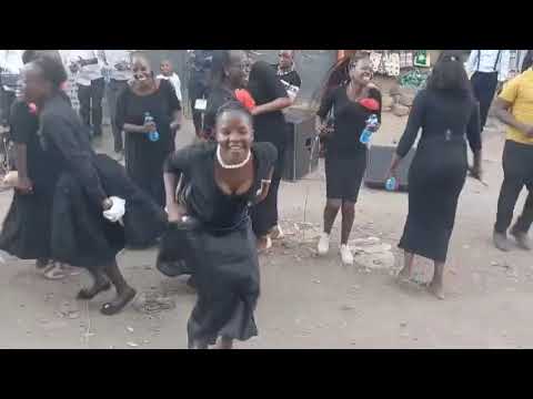 LIVE PERMANCE AT THE NAIROBI CRUSADE (LER NO RIENY)