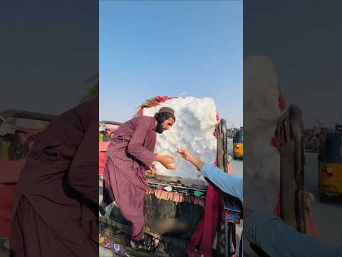 Jualan Salju Di Afghanistan