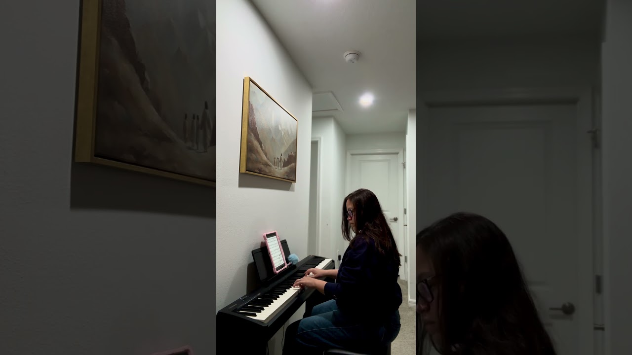Promotional video thumbnail 1 for Pianist, Larissa