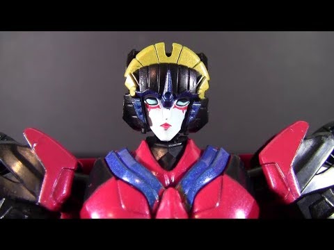Titans Return Windblade (Random Review)