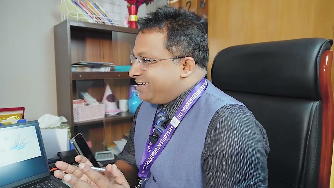 Why did Mahid Ahmed invest in King Lotus, following Warren Buffett's principle of not putting all his eggs in one basket?