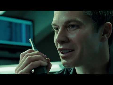 Die Hard 4 John infiltrates the Woodlawn facility & talks with gabe scene