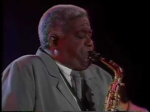 Tavito Vásquez y Rafaelito Román - Los Saxofones (en vivo)