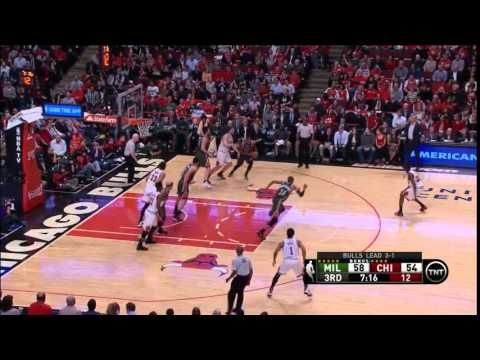 NBA, playoff 2015, Bulls vs. Bucks, Round 1, Game 5, Move 41, Khris Middleton, steal
