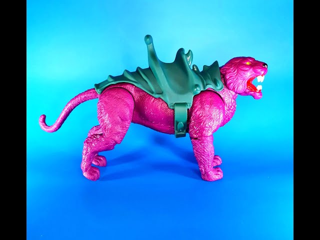 Vídeo relacionado con Masters of the Universe (Masters del Universo Orígenes) Figura Panthor, muñeco articulado de juguete con armadura (Mattel GVN49)