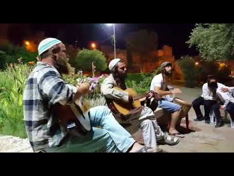 הרחמן הוא יזכנו לימות המשיחHarachaman Hu Yezakenu Carlebach Song