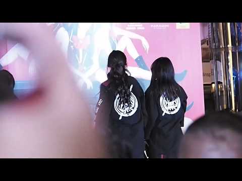 [Fancam] Punch AKIRA-KURØ - NEVER GiVE UP @ Back Street Girls Premiere
