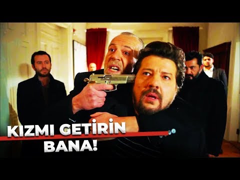 Bahri Ayşegül'e Karşılık Çınar'ı Kaçırdı! | Poyraz Karayel 78. Bölüm