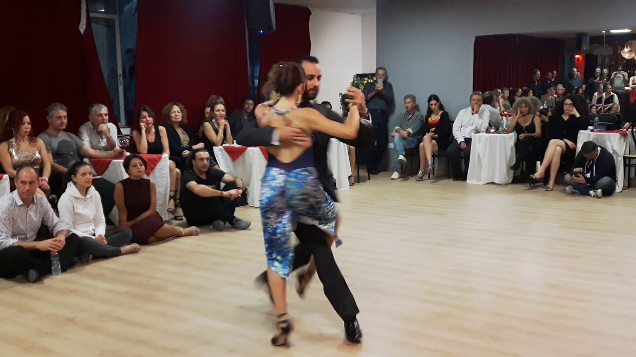 Esibizione di Luca Morale​ e Francesca Santangelo​ al Winter Tango feat Milongas Napoli