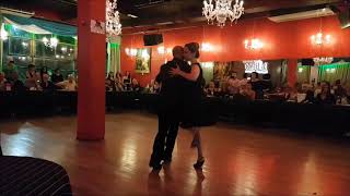 Milonga de los Domingos - 28/10/2018 - Ricardo Viqueira y Maria Plazaola  / 2 de 3