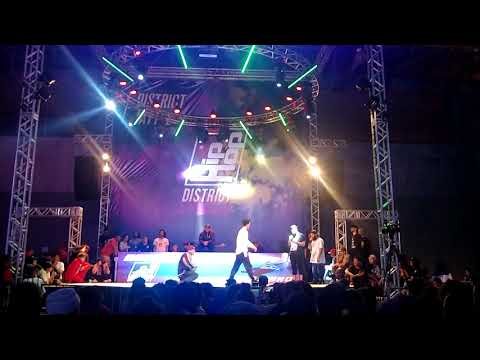 Bboy Sinistro Flava vs Bboy Piquira - Hip Hop District