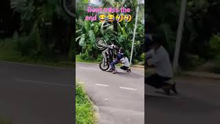 Funny bike stunt video || whatsapp status #shorts