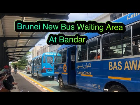 Nova estação de espera de ônibus em Bandar Brunei