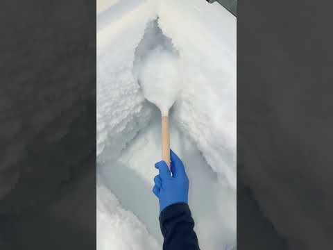 scraping and eating freezer crunchy frost #asmrsound #frezzerfrost #asmr #eatingvideos #ice