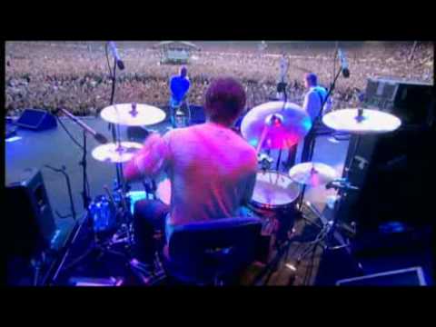 Oasis -supersonic familiar to millions (dvd quality)