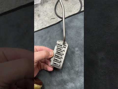 Hantug Titanium two point 100% tremolo 2023 - Grade 5 image 8