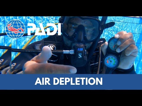 HOW TO perform the AIR DEPLETION exercise | PADI SCUBA SKILLS