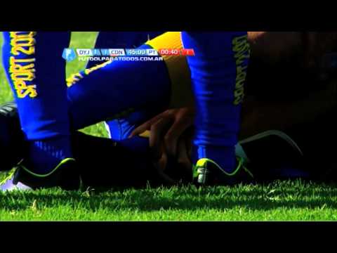 Una falta de expulsión.Defensa-Crucero.Fecha 35.Torneo Primera B Nacional.Fútbol Para Todos