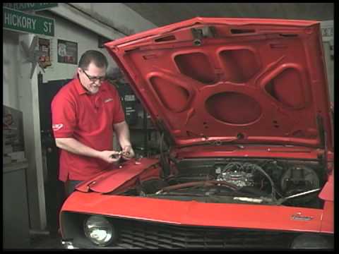 Edelbrock Carburetors - Installation_PT2.mov