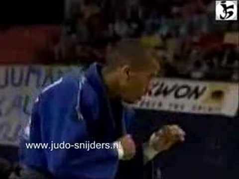 Judo Munich 2001 Lounifi (TUN) - Tokuno (JPN)