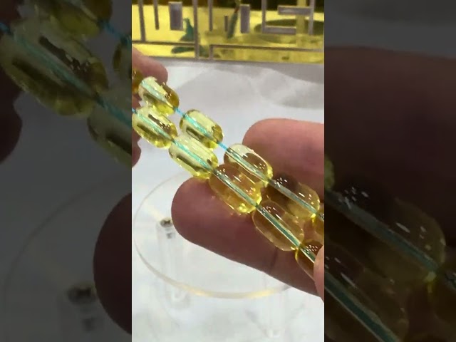 كهرمان صندوقي شفاف جمييل