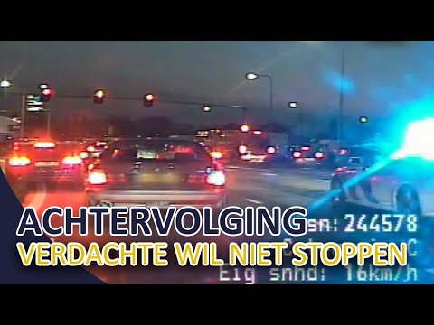 Politieachtervolging - Verdachte wil niet stoppen en ramt politievoertuigen - TBV