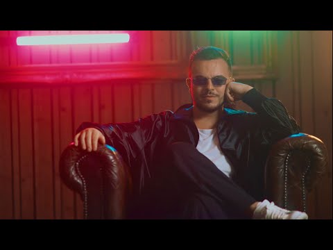 Andrea Sannino - Via Partenope (Official Video)