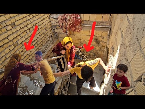 A single mother with a lot of pain: baking nomadic bread