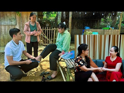 Mrs. Tang congratulated CEO Alex on the affection he showed for Tu Na.