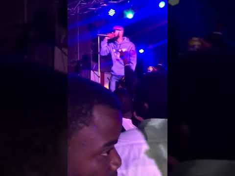 Ray Breyka no Groovelandia Party (Gun Play Performance)