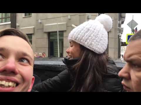 Natalia Oreiro with fans - Departure from Moscow - 8.12.2016