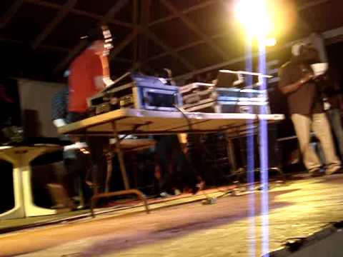 David Rodigan vs Poison Dart Antigua (April 2kShine) Garnet Silk