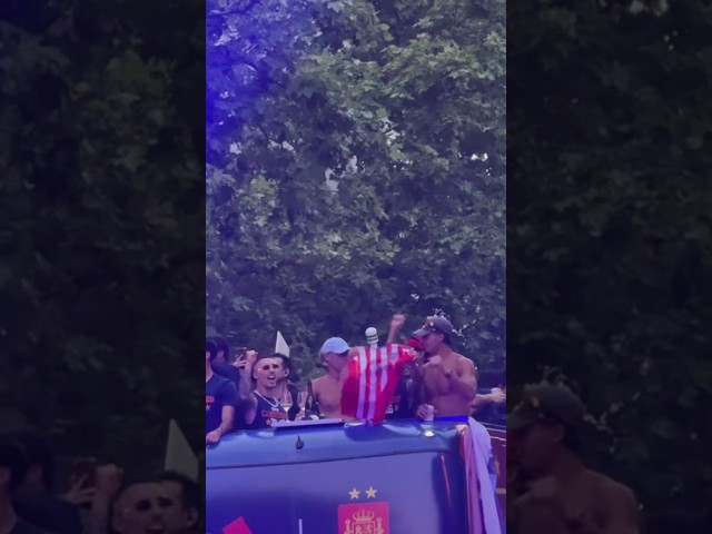 Vídeo relacionado con Camiseta Frase el Primero del Alavés para hincha de su Equipo de fútbol - Blanco, M