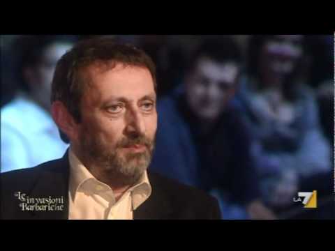 Michele Serra alle Invasioni Barbariche. Moralista 2011 04 15.