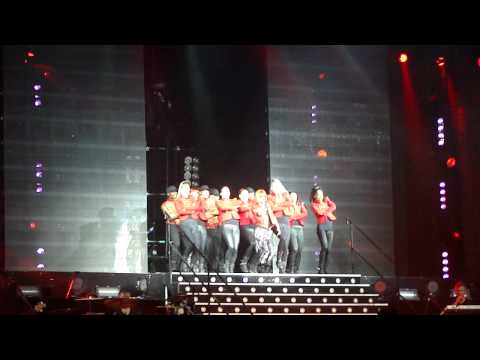 Cher Lloyd - Clapping Song/Get Your Freak On (Live) HD