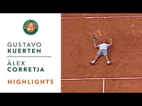 Gustavo Kuerten v Àlex Corretja Highlights - Men's Final I Roland-Garros 2001