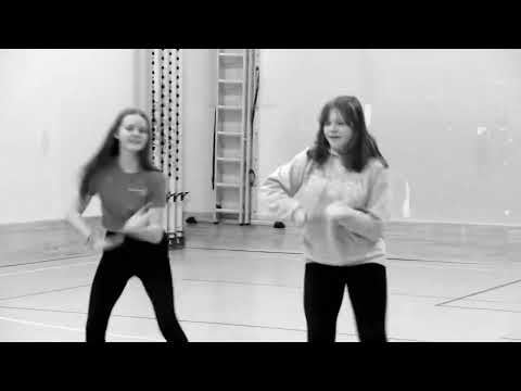 Turnshow Moving Time 2022