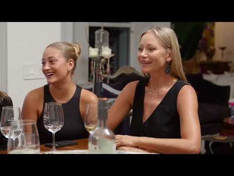 Tenemos que hablar!/La fiera nos desordeno el gallinero (y a los pollos también)