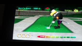 Mini golf maniacs Putt-a-bout hole in one