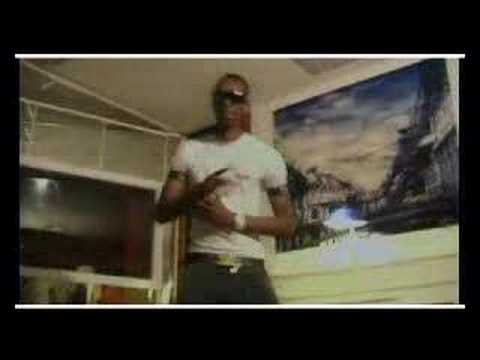 Mondo KOmpressor - modéle de la brousse